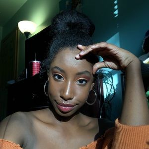 Meet your Posher, Skylar